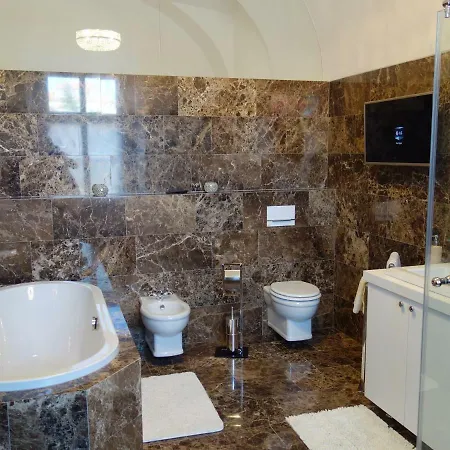 Schloss *